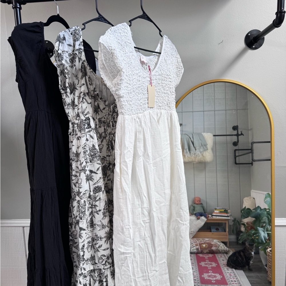 Entro Textured White Dress size Large NWT